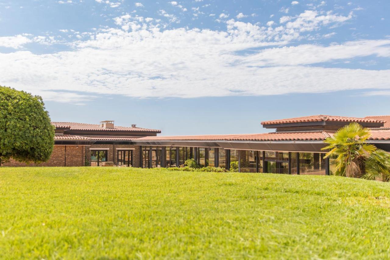 Domaine Des Gueules Cassees Hotel La Valette-du-Var Exterior photo